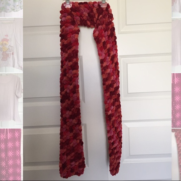 Scarf - Picture 1 of 1